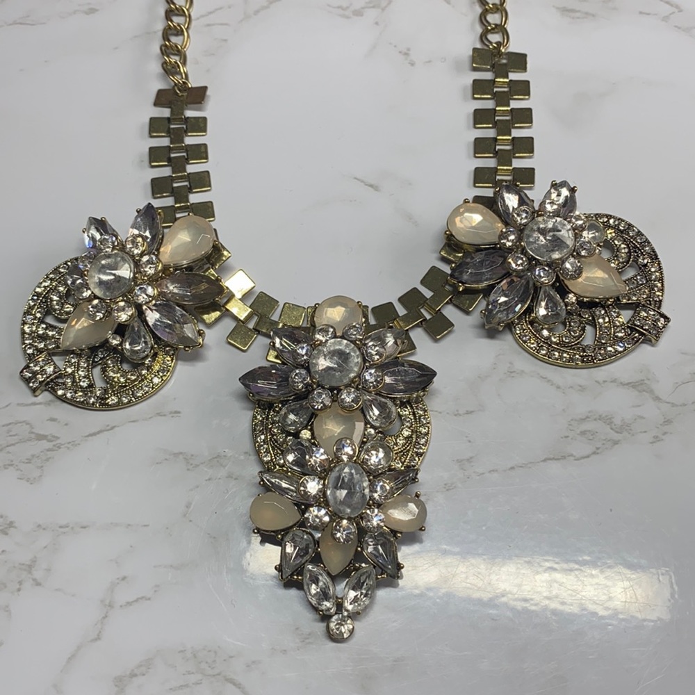 Antique gold collar necklace accented with faceted stones